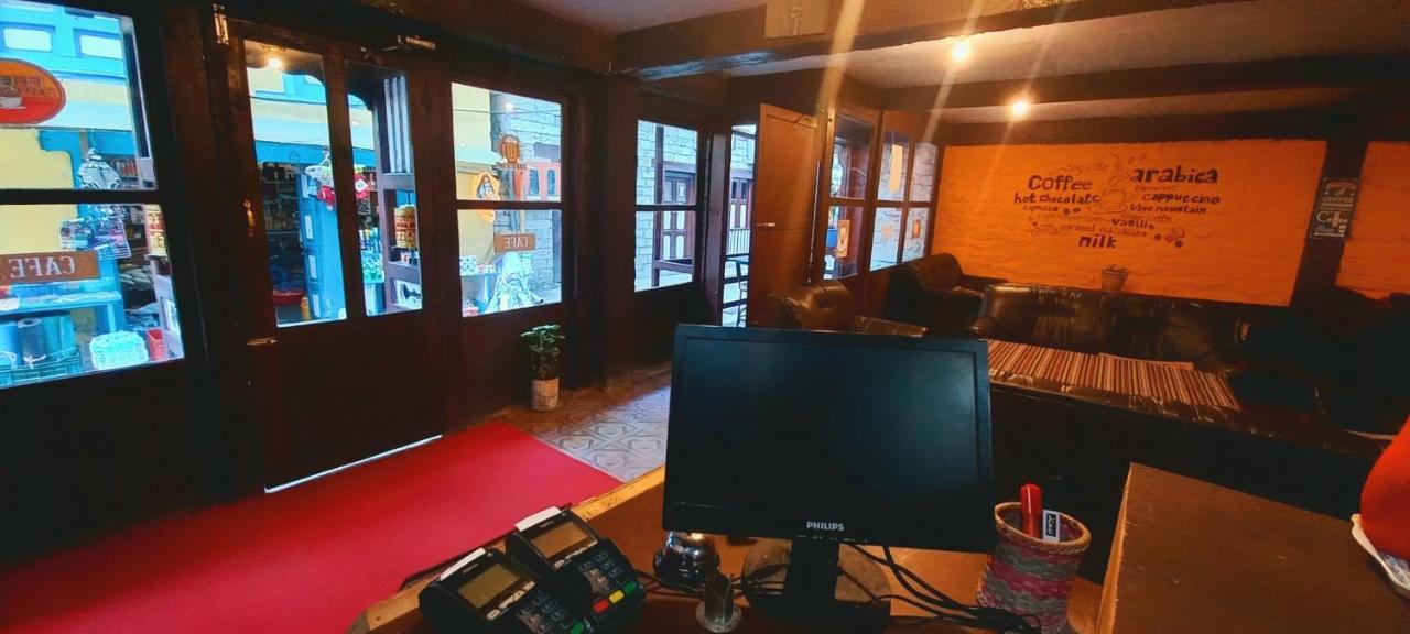 Lama Hotel - Cafe De Himalaya Lukla Exteriér fotografie