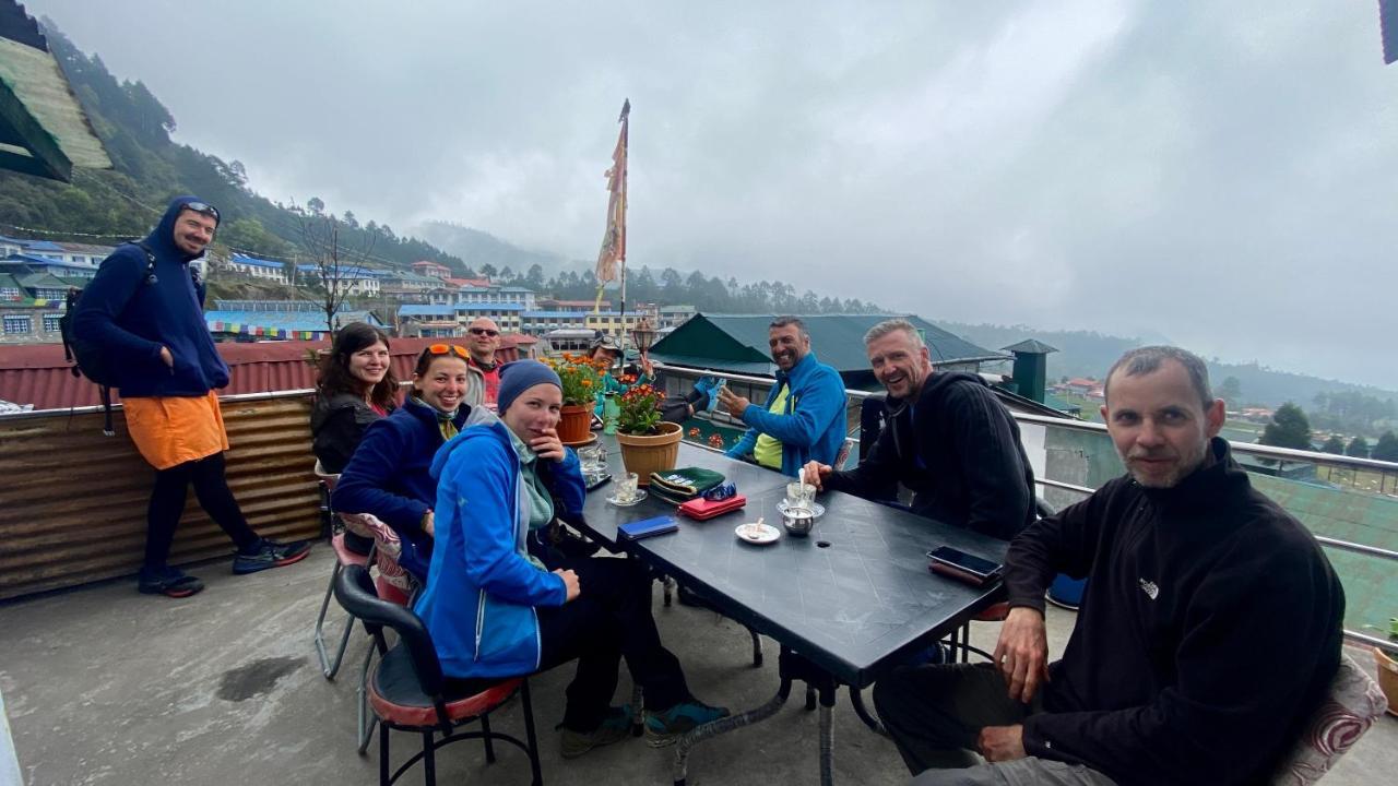 Lama Hotel - Cafe De Himalaya Lukla Exteriér fotografie
