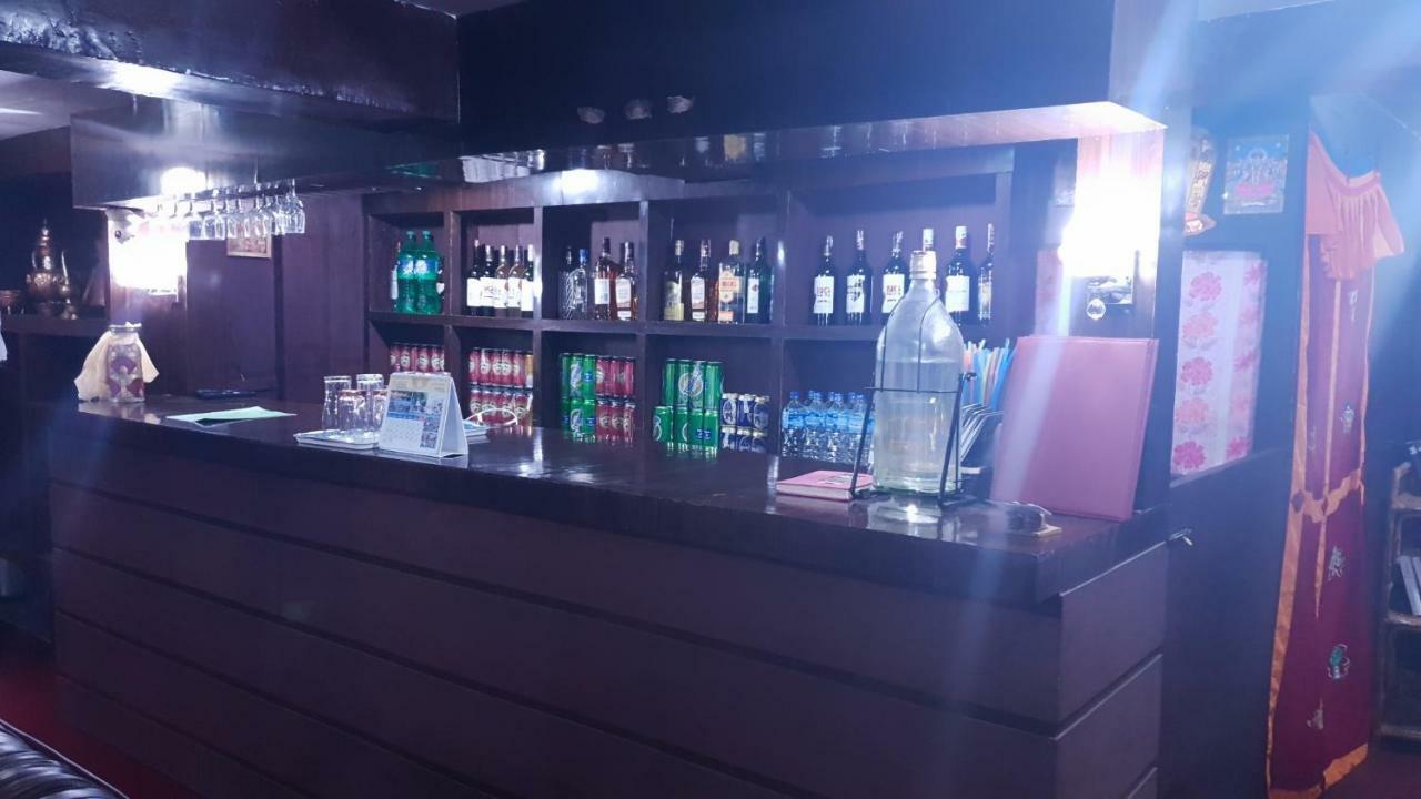 Lama Hotel - Cafe De Himalaya Lukla Exteriér fotografie